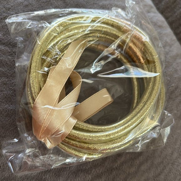 Glitter Jelly Bangles Bracelets - Soft Silicone Glitter Filled, 9 bracelets - Picture 8 of 8